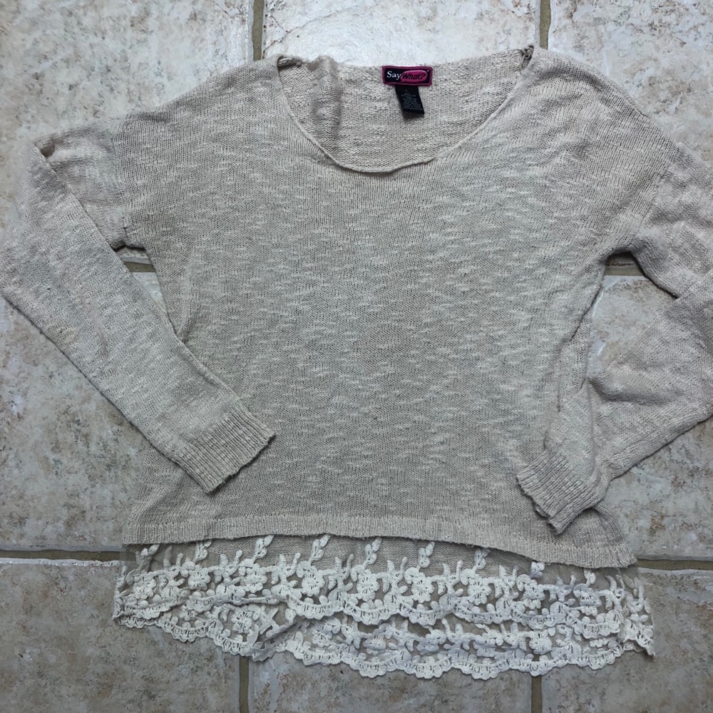 Large sweater with lace detail